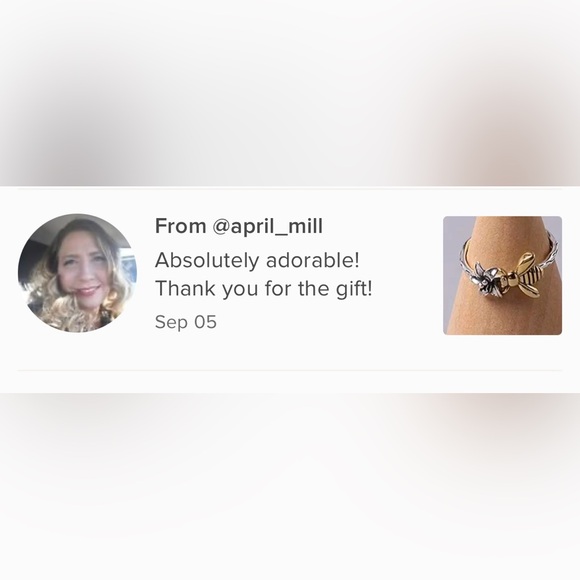 ‼️$7‼️🆕 Vintage Dainty Bee Flower Ring - Picture 7 of 8